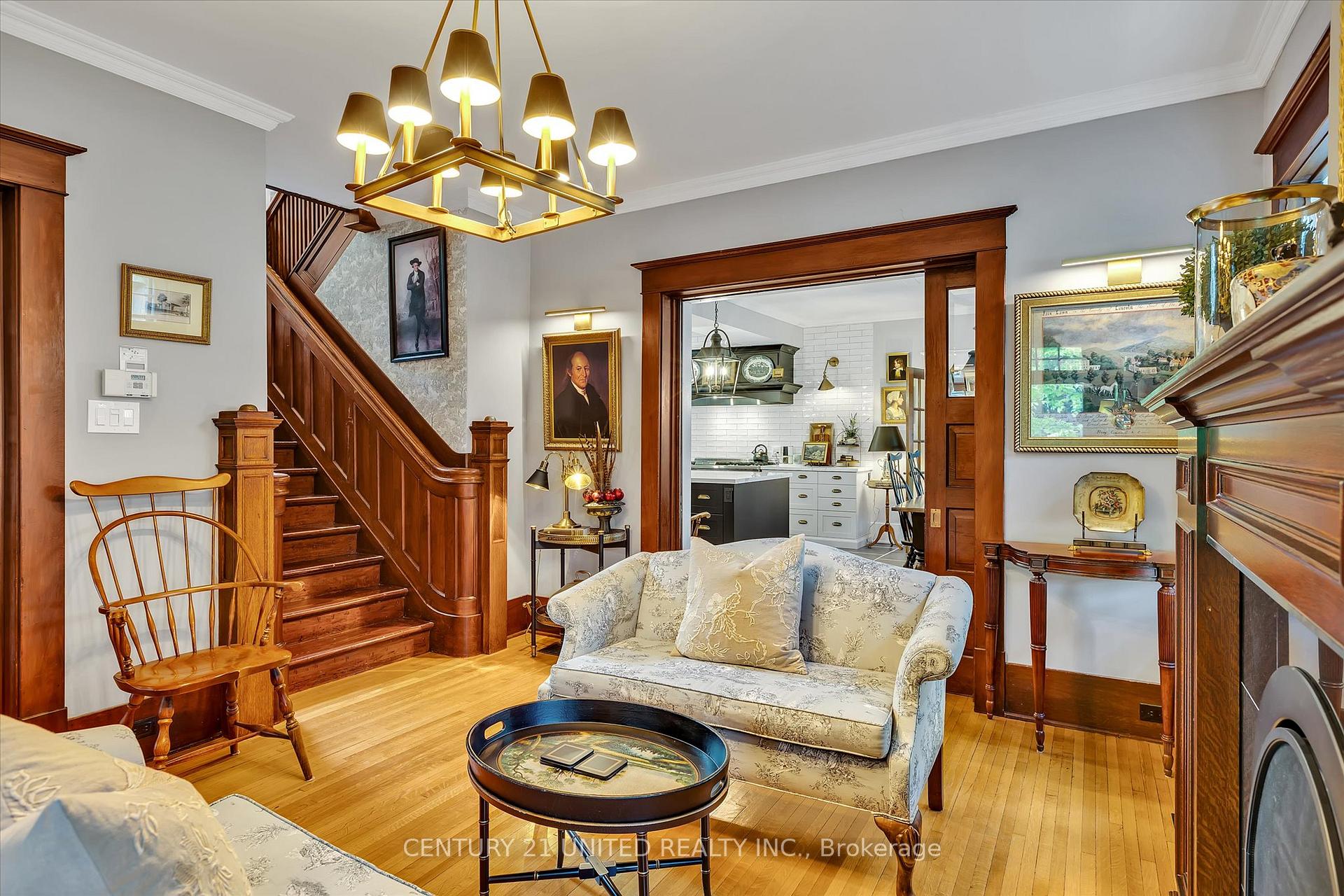 Photo 10 of 466 Weller Street, Peterborough, Town Ward 3 — HOMEH