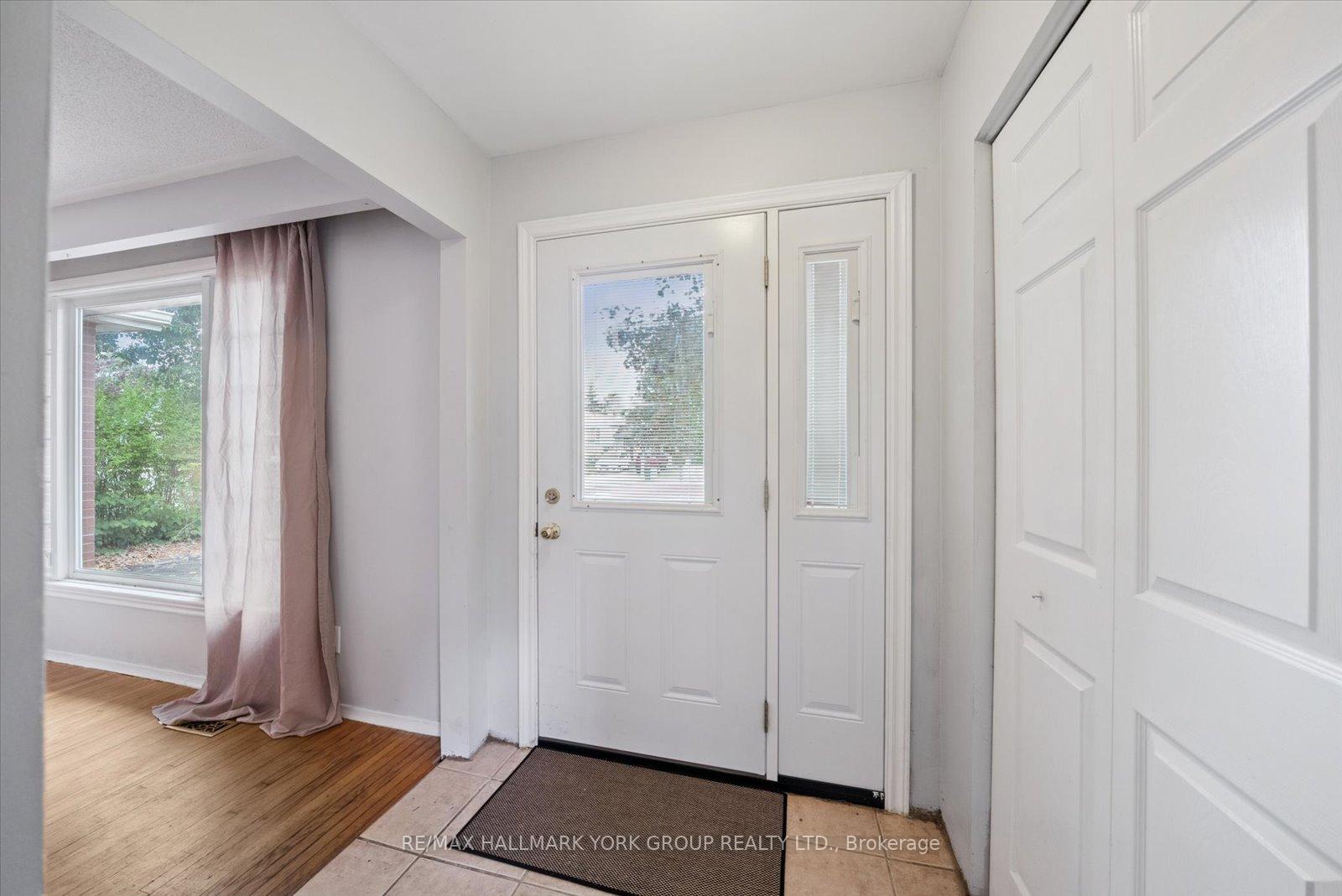 Photo 5 of 6 Glenecho Drive, Barrie, Grove East — HOMEH