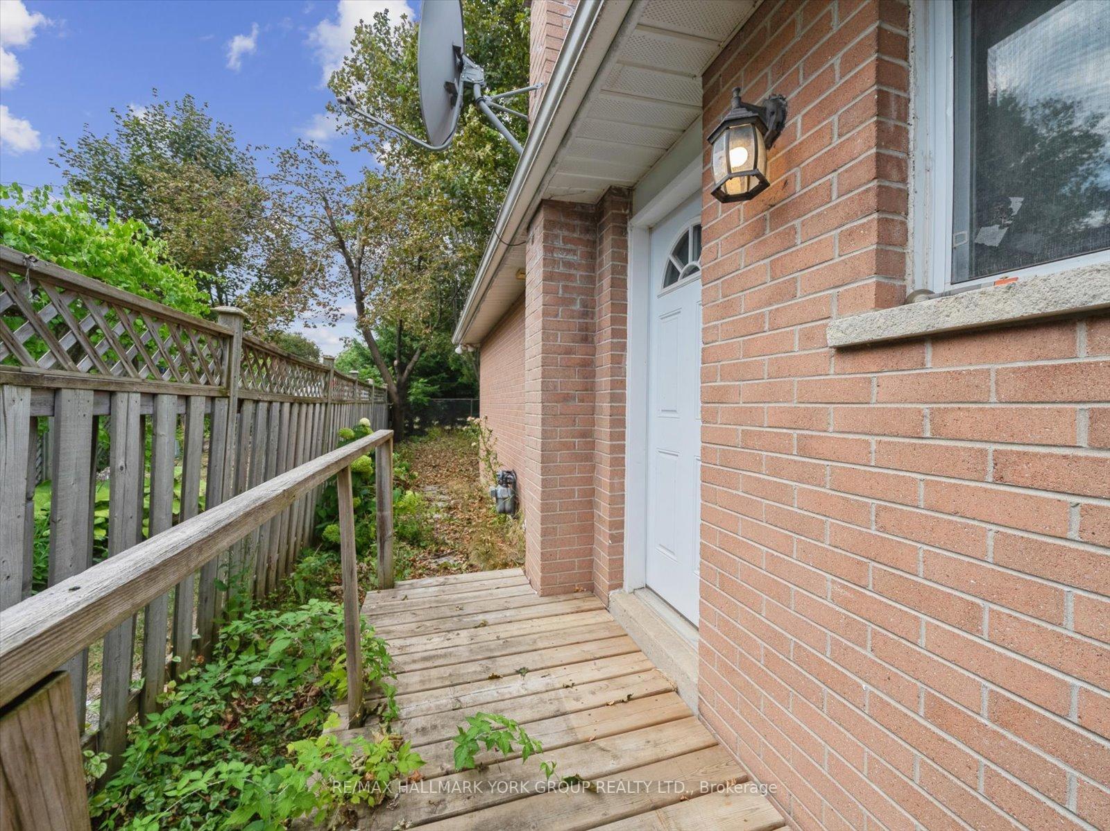 Photo 47 of 6 Glenecho Drive, Barrie, Grove East — HOMEH