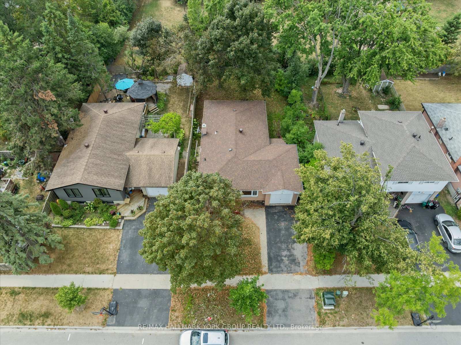 Photo 45 of 6 Glenecho Drive, Barrie, Grove East — HOMEH