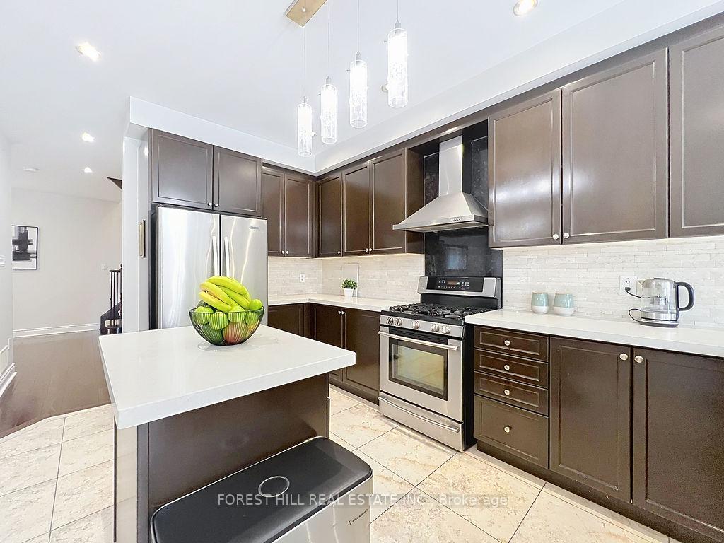 Photo 7 of 396 Apple Blossom Drive, Vaughan, Patterson — HOMEH