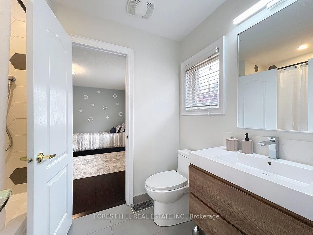Photo 35 of 396 Apple Blossom Drive, Vaughan, Patterson — HOMEH