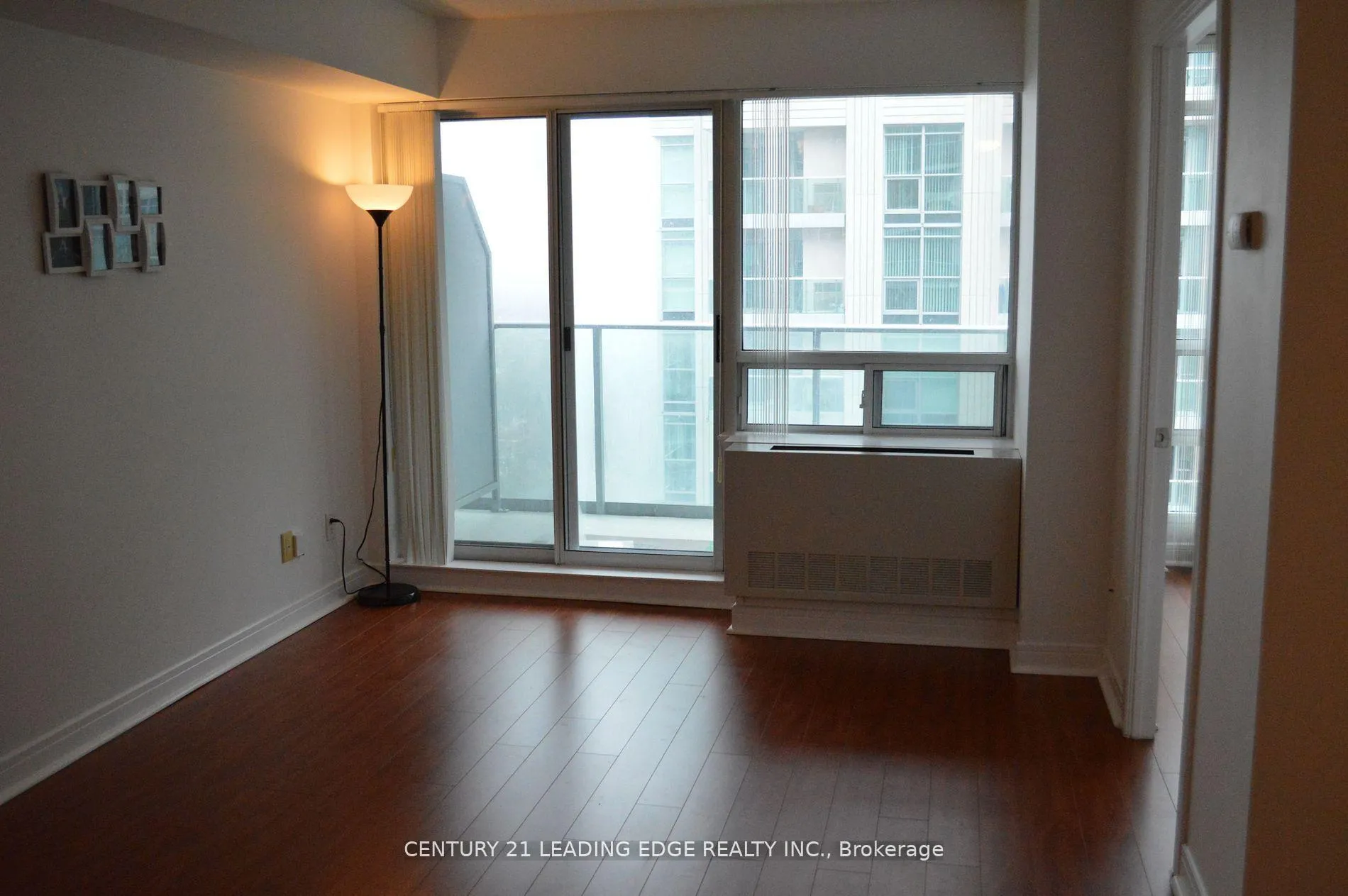 Photo 6 of Unit 2210, 35 Bales Avenue, North York, Willowdale East — HOMEH