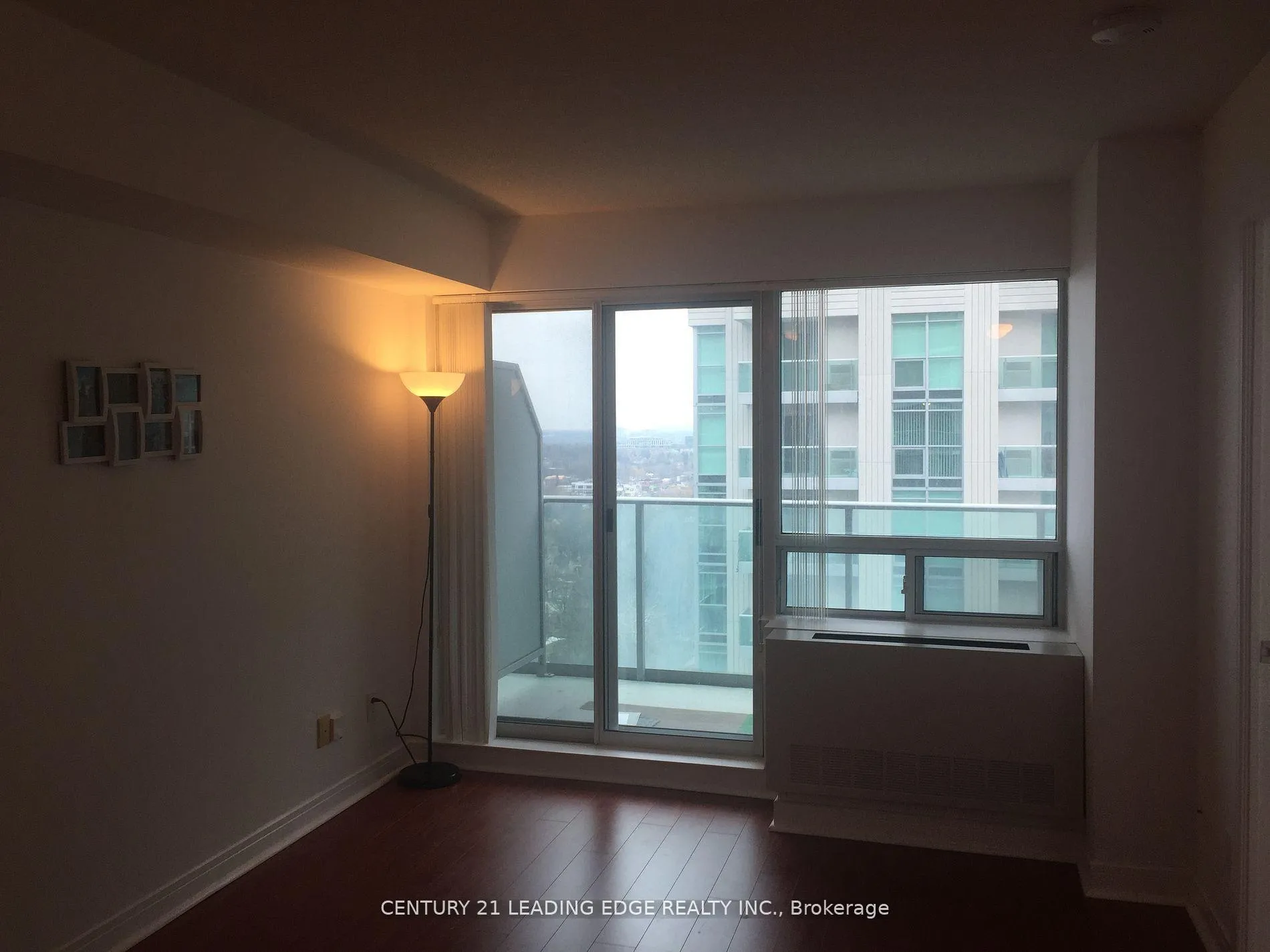Photo 11 of Unit 2210, 35 Bales Avenue, North York, Willowdale East — HOMEH