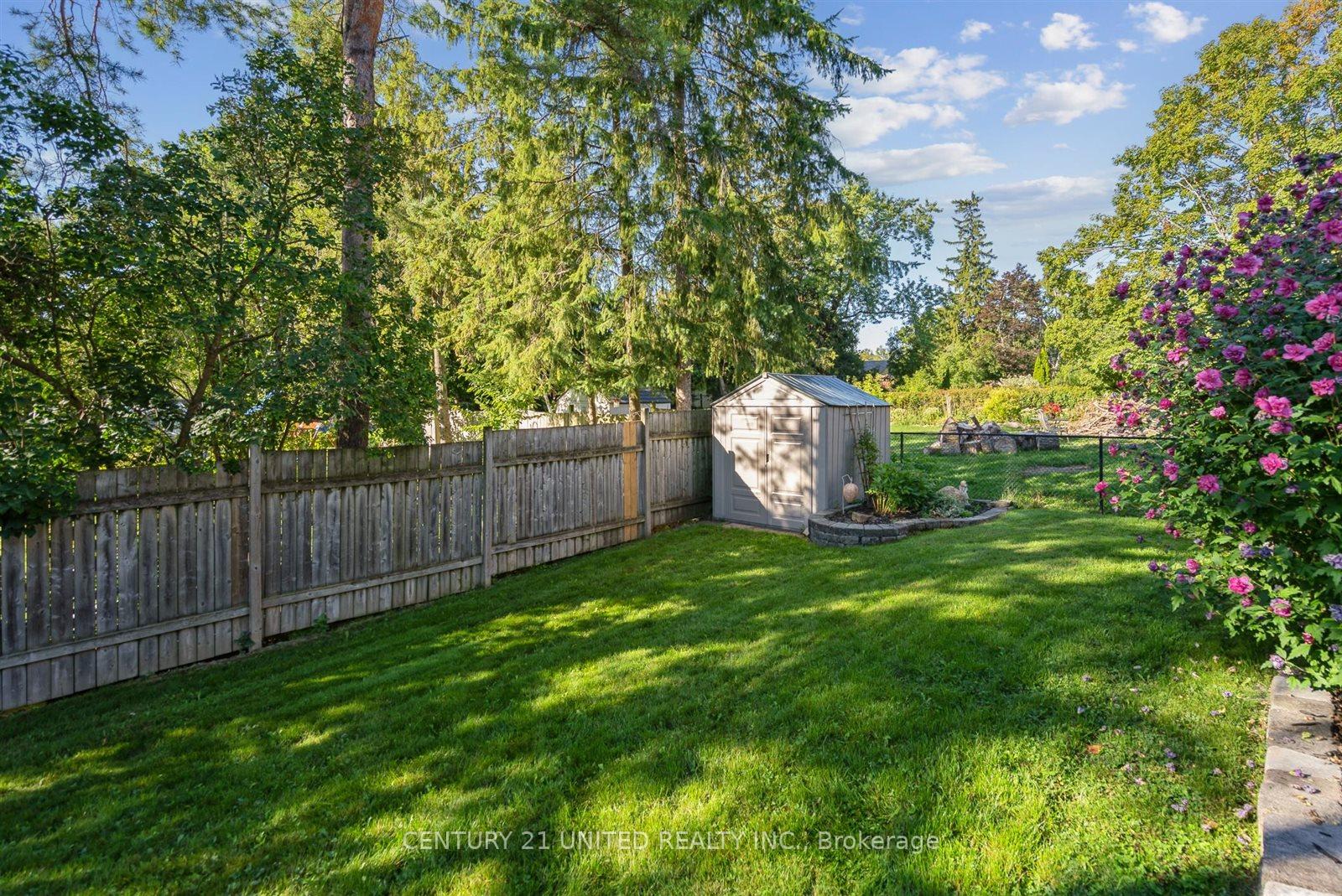 Photo 40 of 803 Crowley Crescent, Peterborough, Monaghan Ward 2 — HOMEH