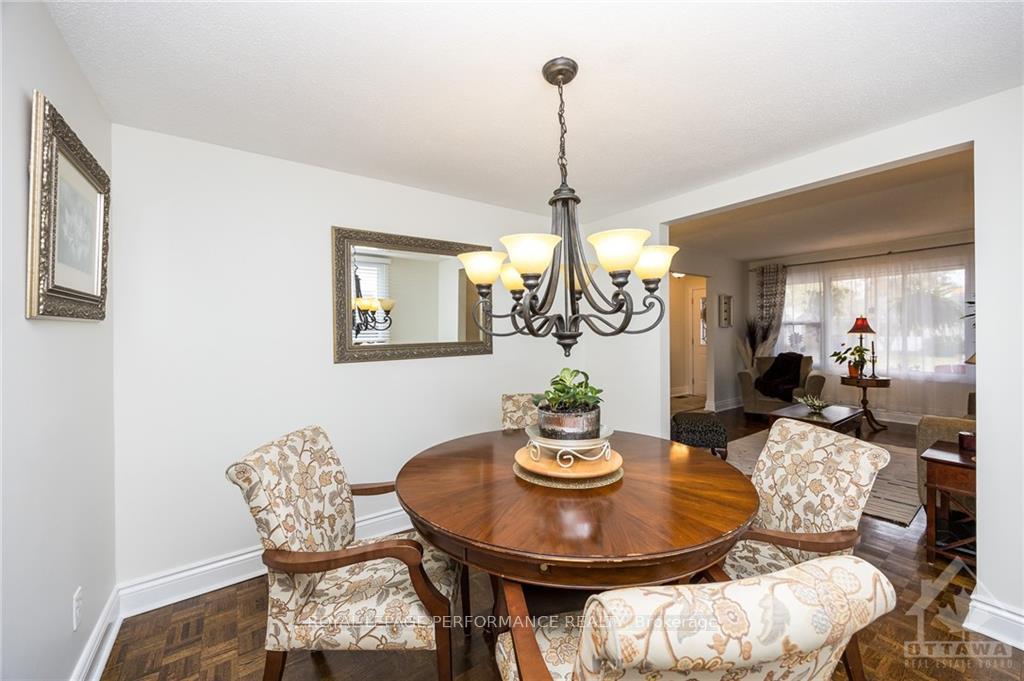 Photo 7 of 1521 Prestwick Street, Ottawa, Bilberry Creek/Queenswood Heights — HOMEH