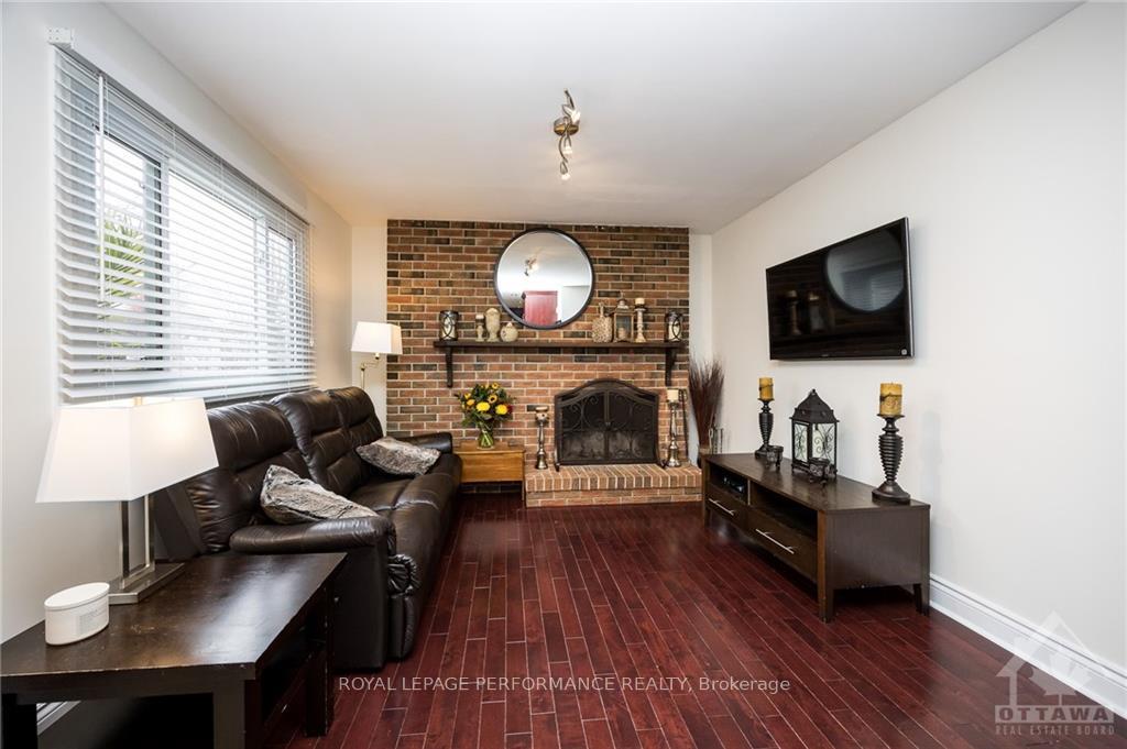 Photo 8 of 1521 Prestwick Street, Ottawa, Bilberry Creek/Queenswood Heights — HOMEH