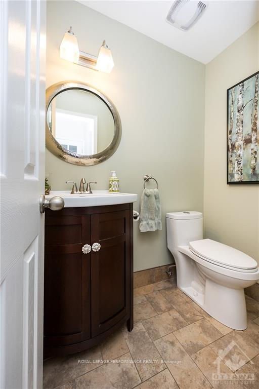 Photo 14 of 1521 Prestwick Street, Ottawa, Bilberry Creek/Queenswood Heights — HOMEH