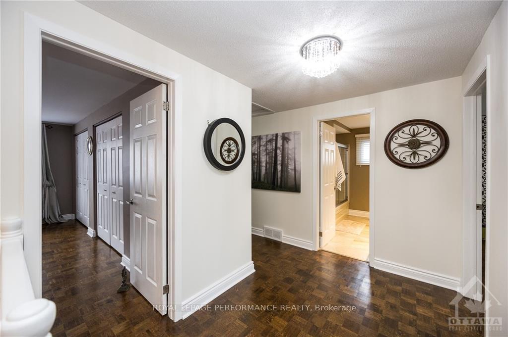 Photo 16 of 1521 Prestwick Street, Ottawa, Bilberry Creek/Queenswood Heights — HOMEH