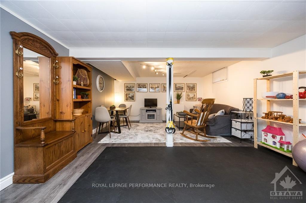 Photo 24 of 1521 Prestwick Street, Ottawa, Bilberry Creek/Queenswood Heights — HOMEH