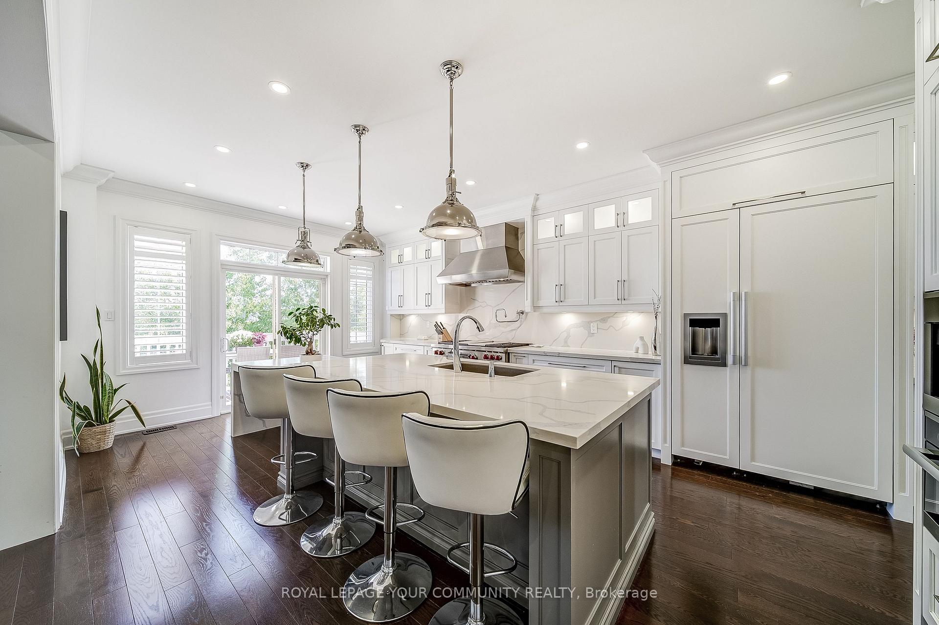 Photo 8 of 145 Tonner Crescent, Aurora, Bayview Northeast — HOMEH
