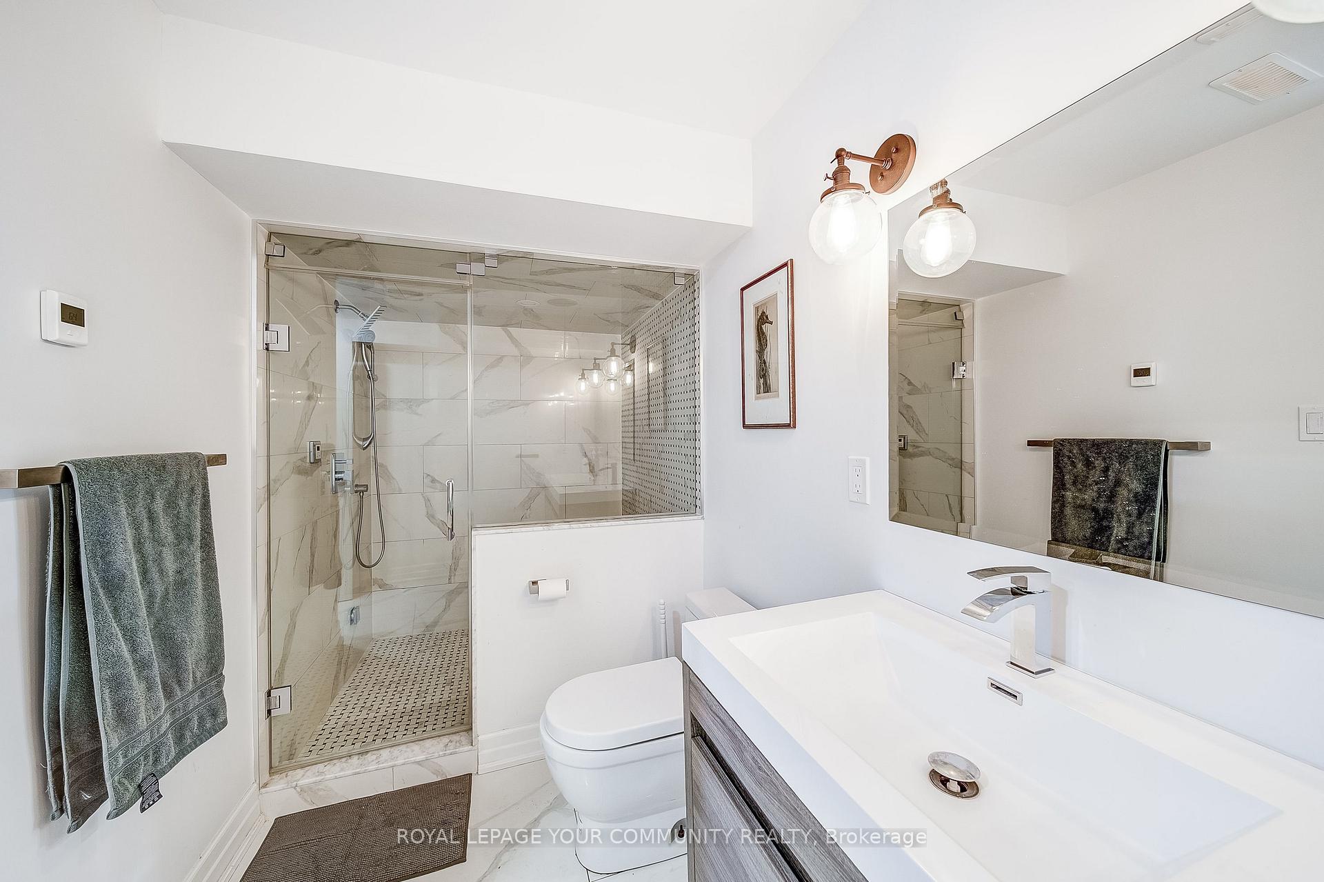 Photo 32 of 145 Tonner Crescent, Aurora, Bayview Northeast — HOMEH