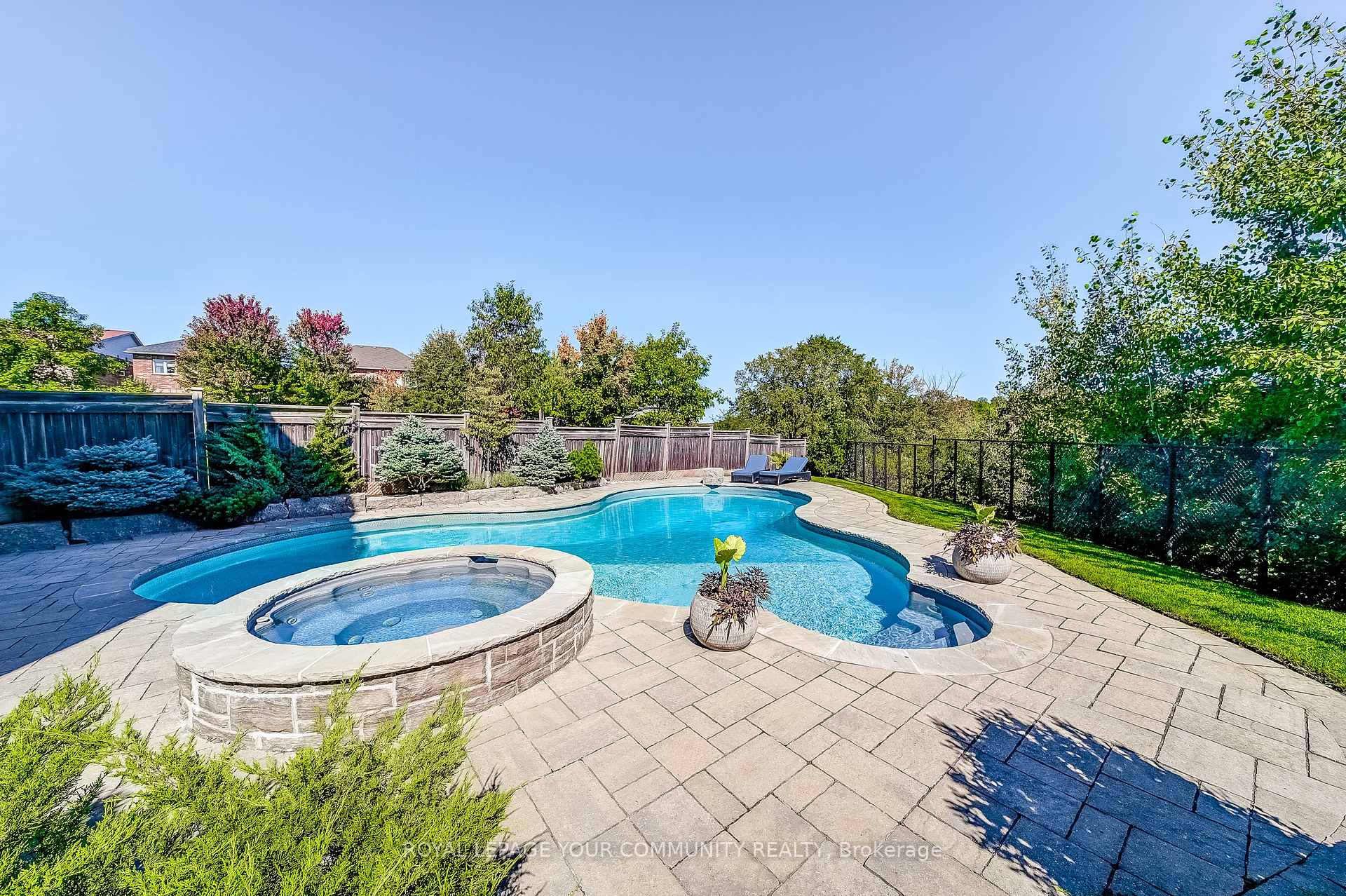 Photo 37 of 145 Tonner Crescent, Aurora, Bayview Northeast — HOMEH