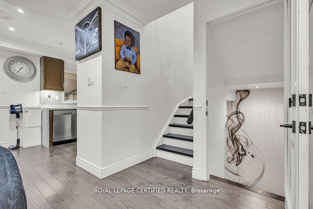 Photo 13 of 21 Dunure Crescent, Brampton, Fletcher's Meadow — HOMEH