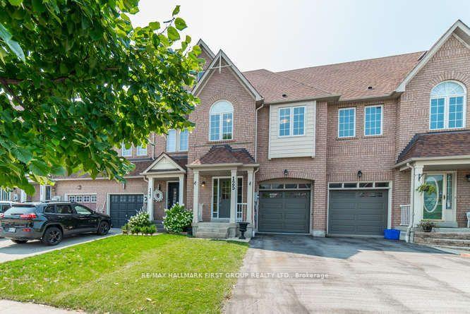 Photo 2 of 125 Stokely Crescent, Whitby, Downtown Whitby — HOMEH