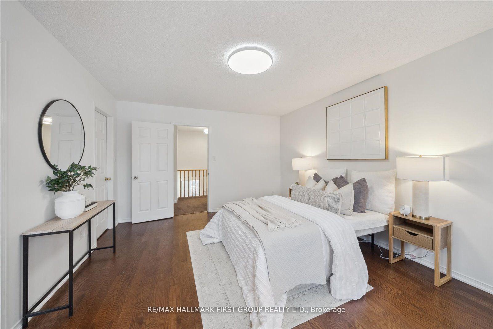 Photo 25 of 125 Stokely Crescent, Whitby, Downtown Whitby — HOMEH