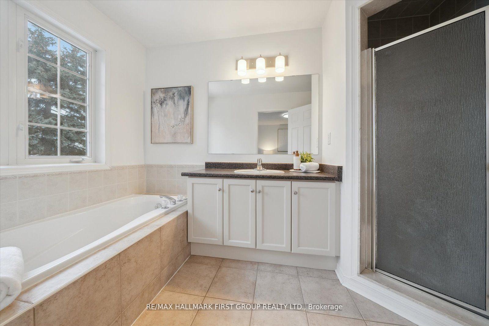 Photo 26 of 125 Stokely Crescent, Whitby, Downtown Whitby — HOMEH