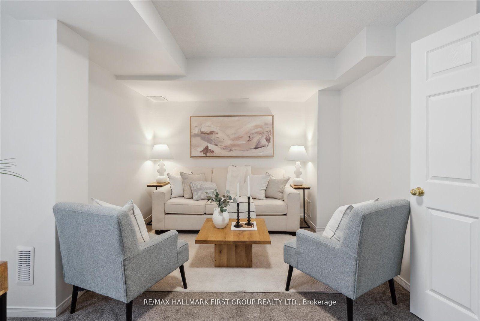Photo 32 of 125 Stokely Crescent, Whitby, Downtown Whitby — HOMEH