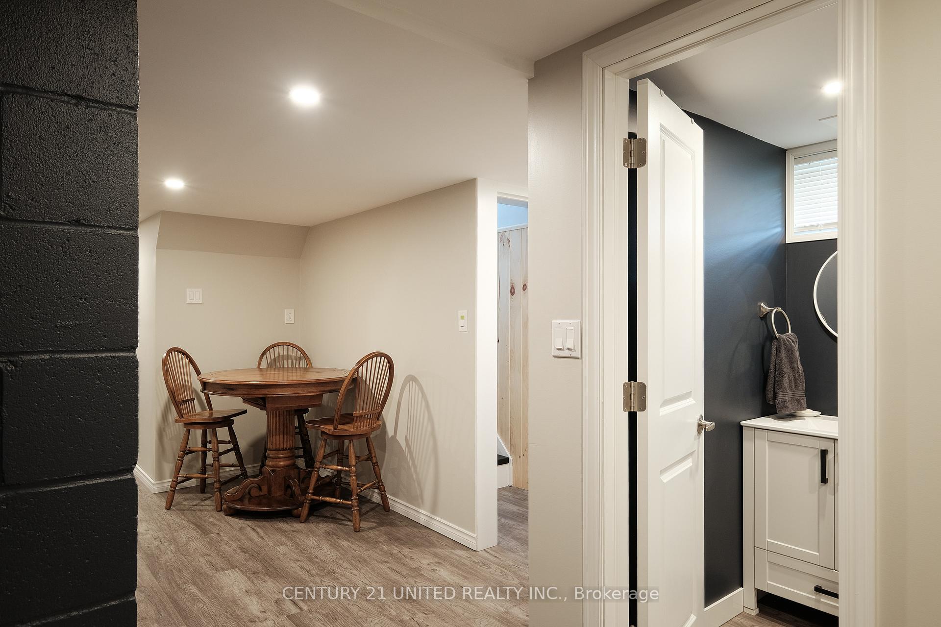 Photo 20 of 644 Crawford Drive, Peterborough, Otonabee Ward 1 — HOMEH