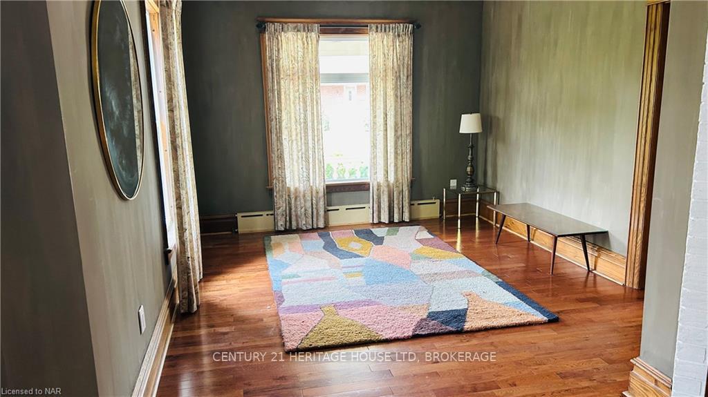 Photo 8 of 83 Maple Avenue, Welland, Broadway — HOMEH