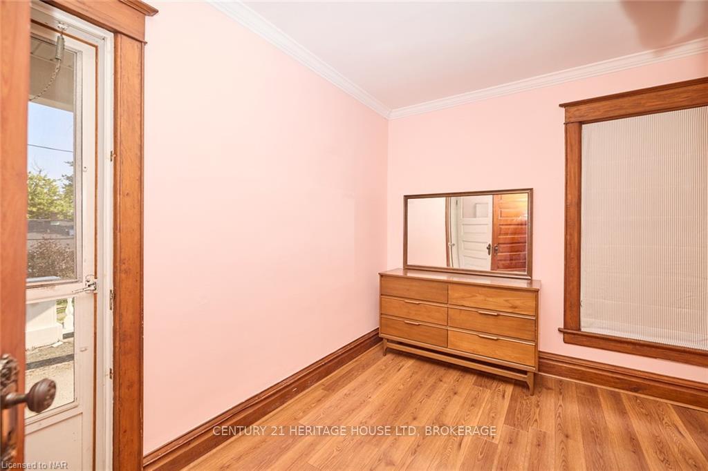 Photo 16 of 83 Maple Avenue, Welland, Broadway — HOMEH