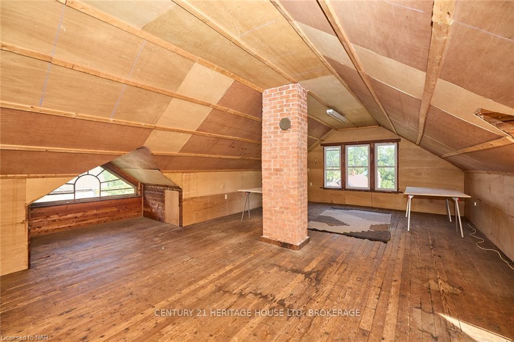 Photo 22 of 83 Maple Avenue, Welland, Broadway — HOMEH
