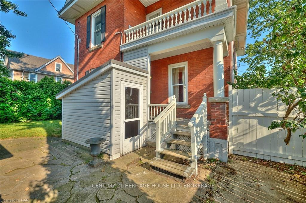 Photo 25 of 83 Maple Avenue, Welland, Broadway — HOMEH