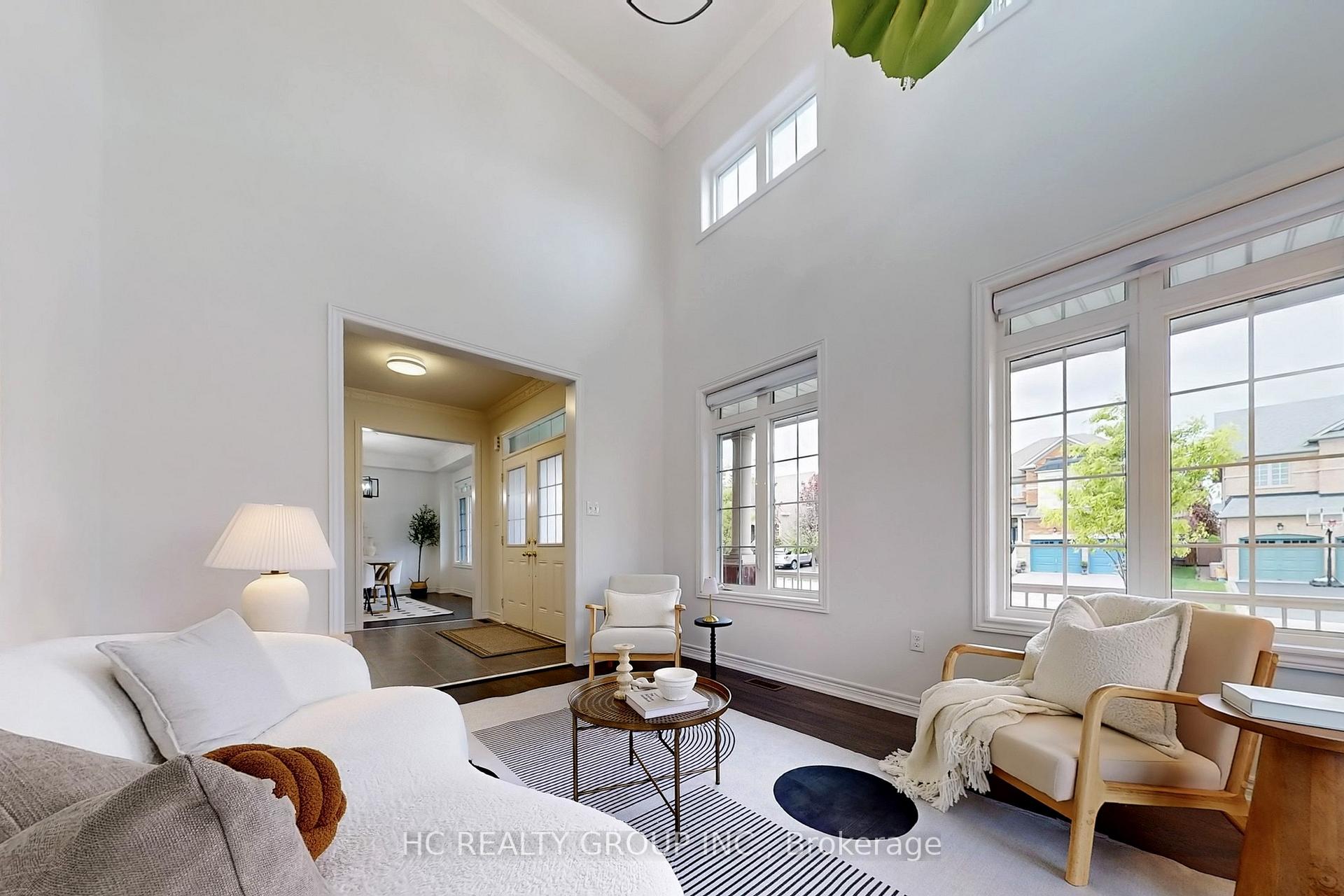 Photo 9 of 80 Silker Street, Vaughan, Patterson — HOMEH