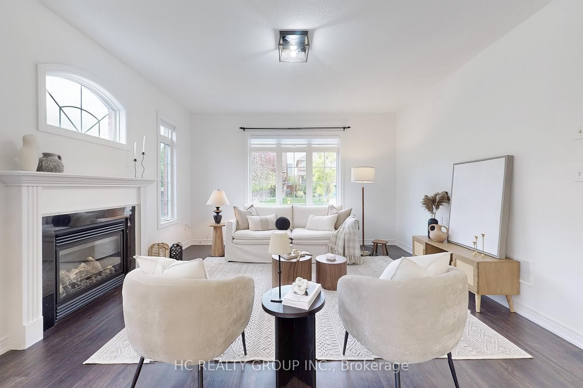 Photo 15 of 80 Silker Street, Vaughan, Patterson — HOMEH
