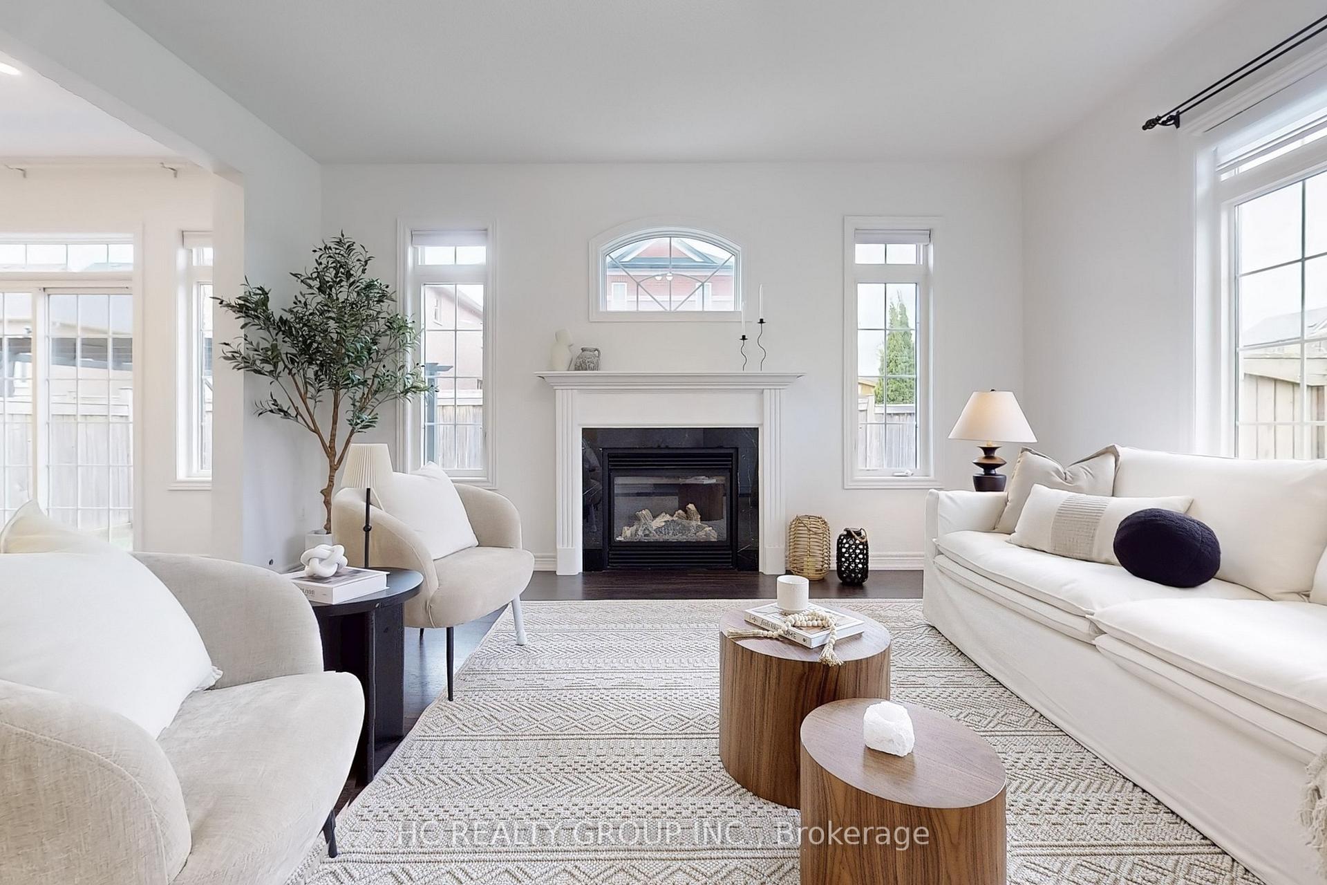 Photo 16 of 80 Silker Street, Vaughan, Patterson — HOMEH