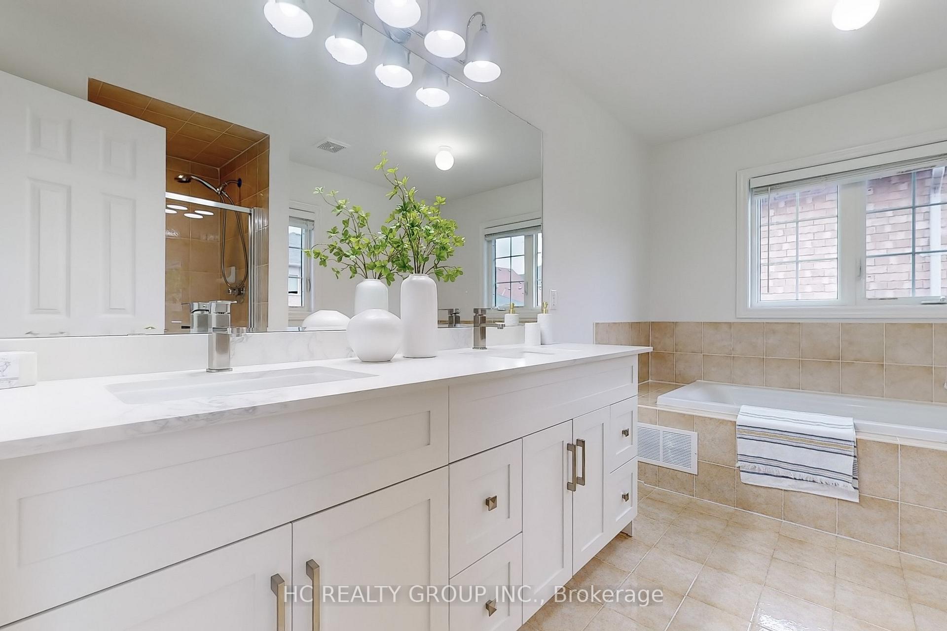 Photo 69 of 80 Silker Street, Vaughan, Patterson — HOMEH