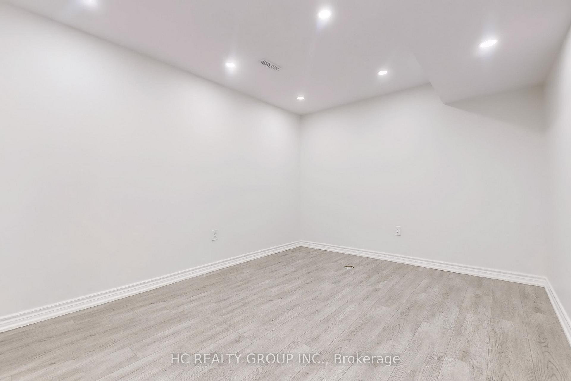 Photo 78 of 80 Silker Street, Vaughan, Patterson — HOMEH