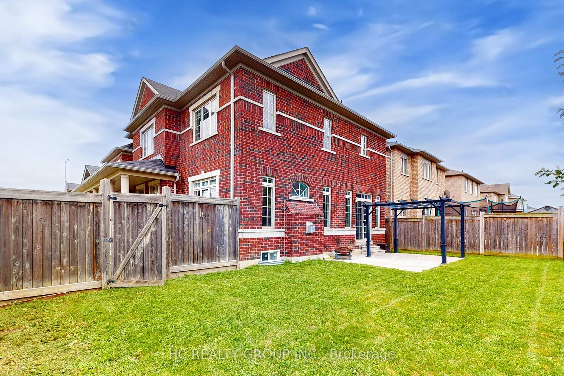 Photo 84 of 80 Silker Street, Vaughan, Patterson — HOMEH