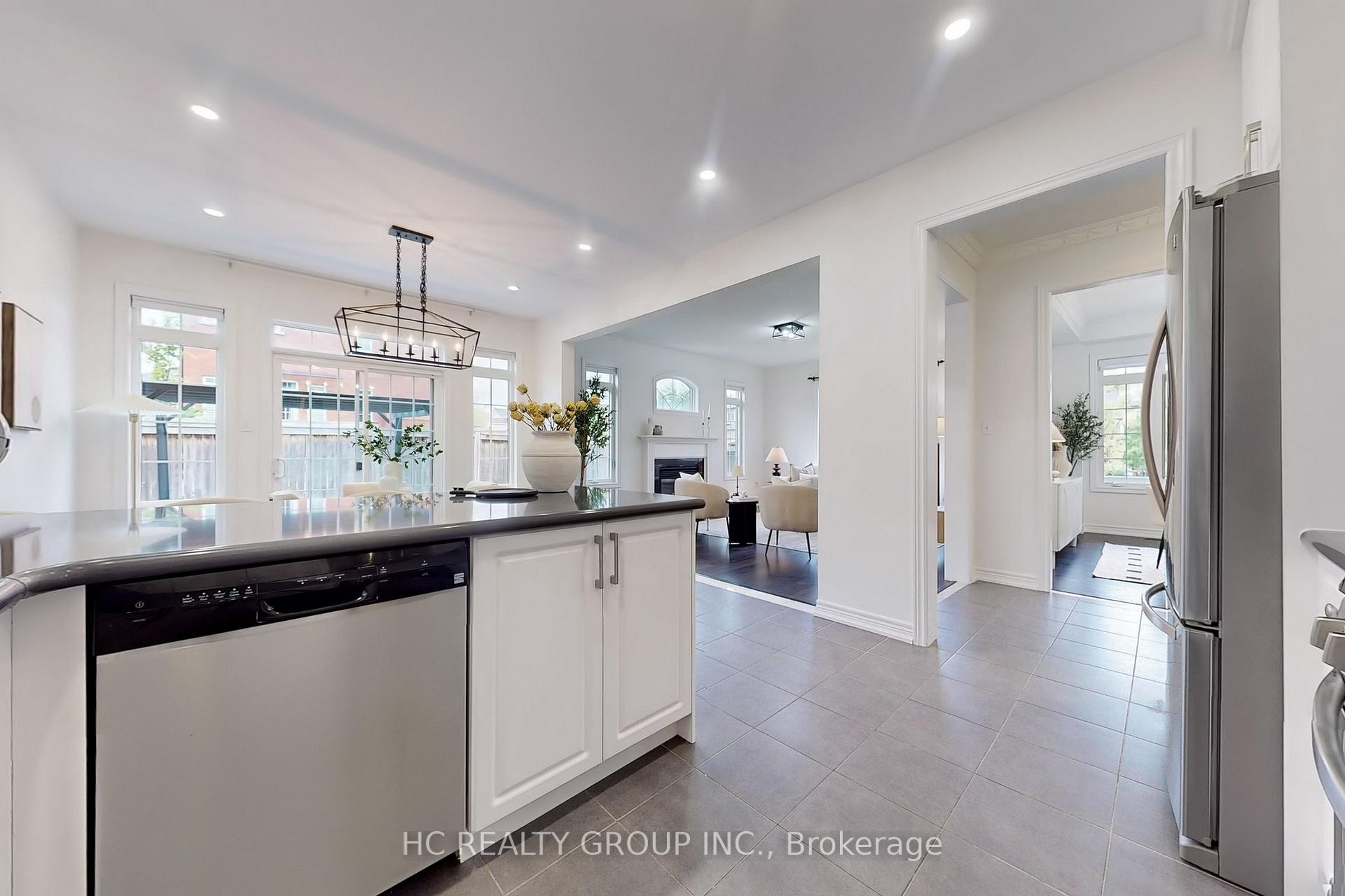 Photo 39 of 80 Silker Street, Vaughan, Patterson — HOMEH