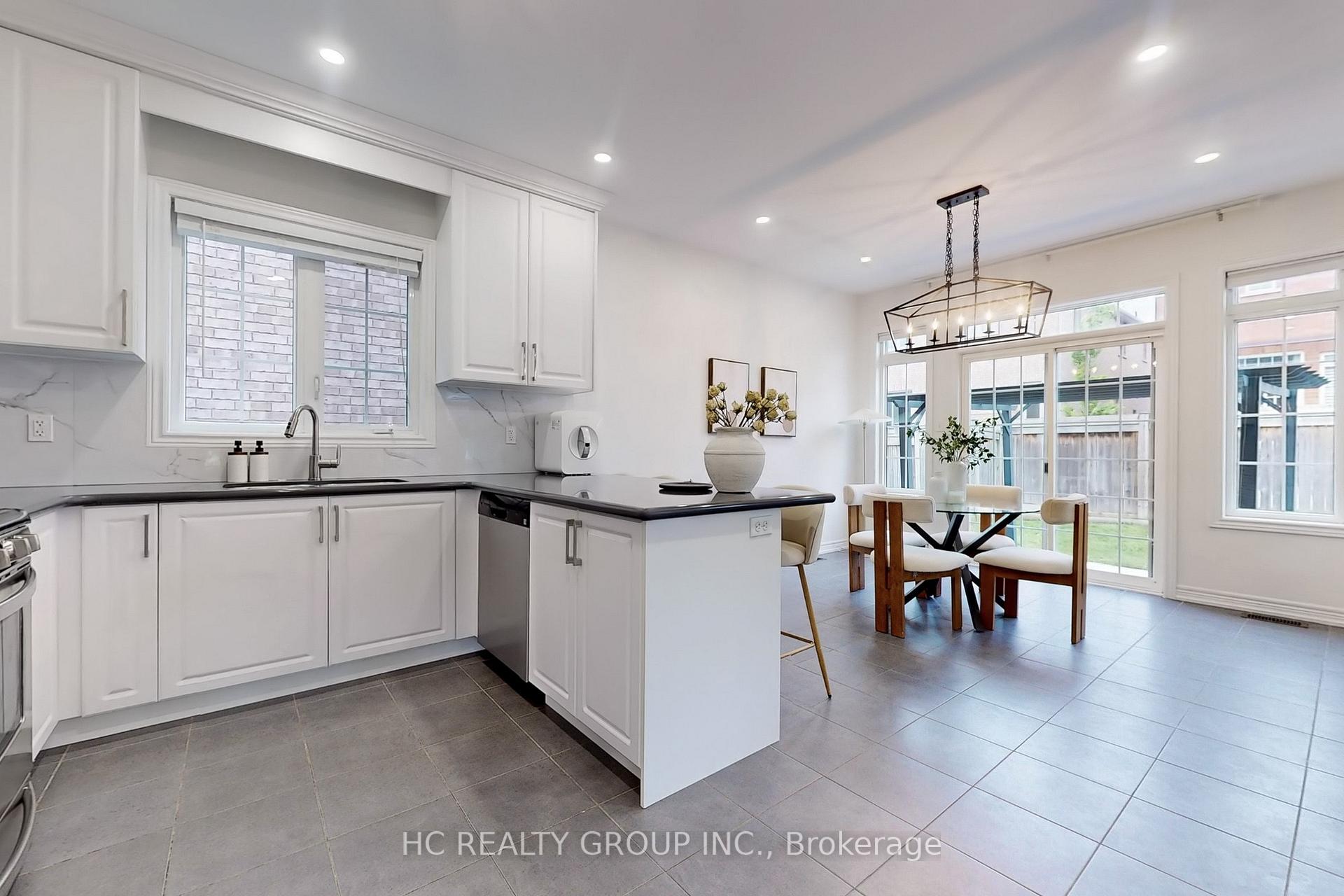 Photo 40 of 80 Silker Street, Vaughan, Patterson — HOMEH