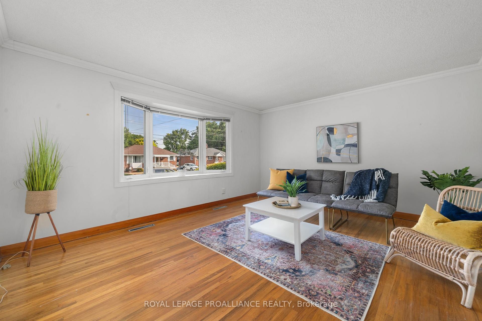 Photo 30 of 91 Southview Avenue, Belleville, Belleville Ward — HOMEH