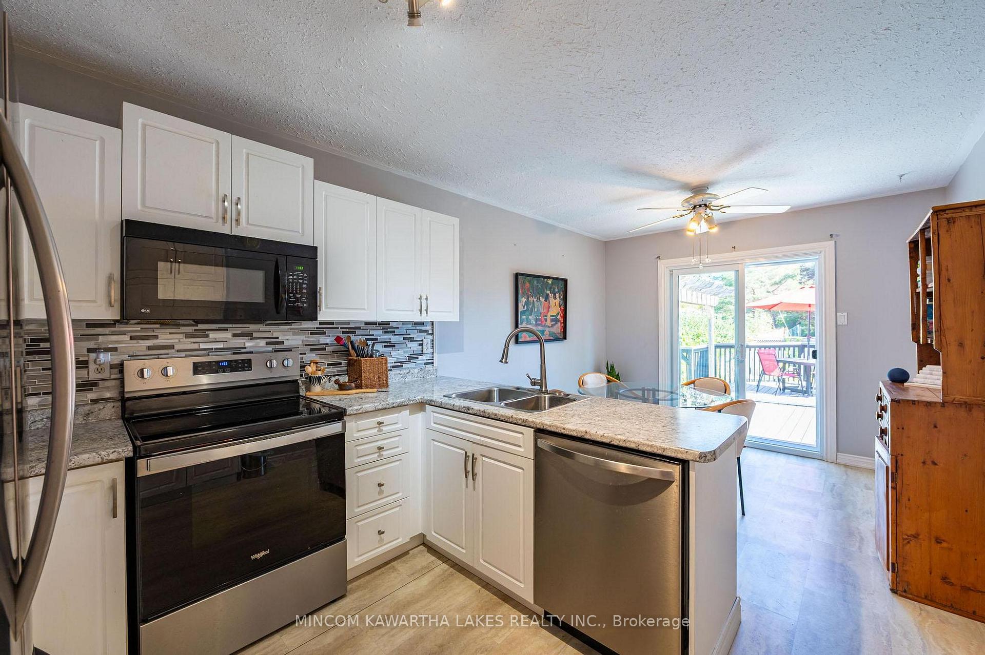 Photo 9 of 850 Hemlock Street, Peterborough, Northcrest Ward 5 — HOMEH