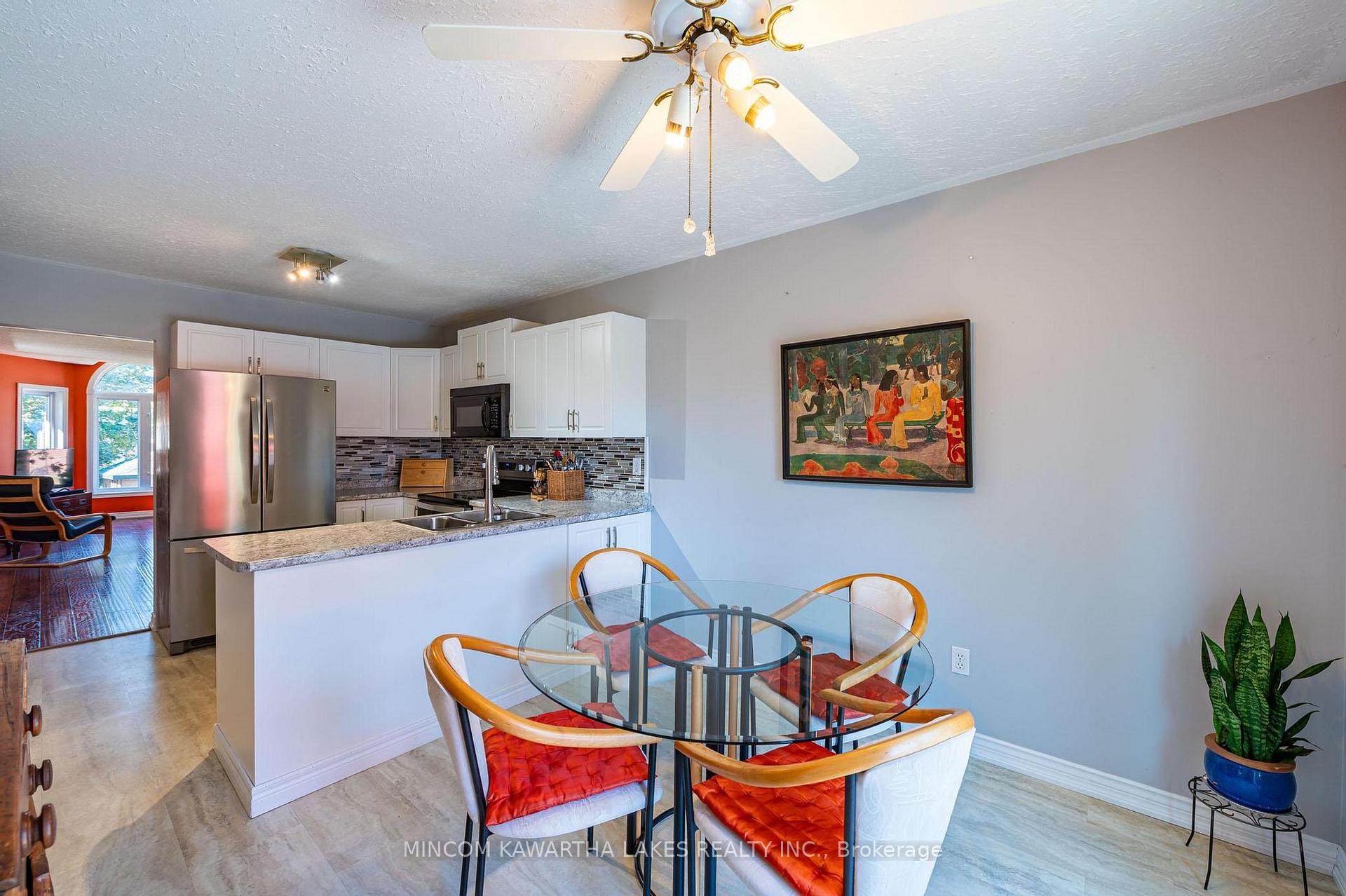 Photo 11 of 850 Hemlock Street, Peterborough, Northcrest Ward 5 — HOMEH