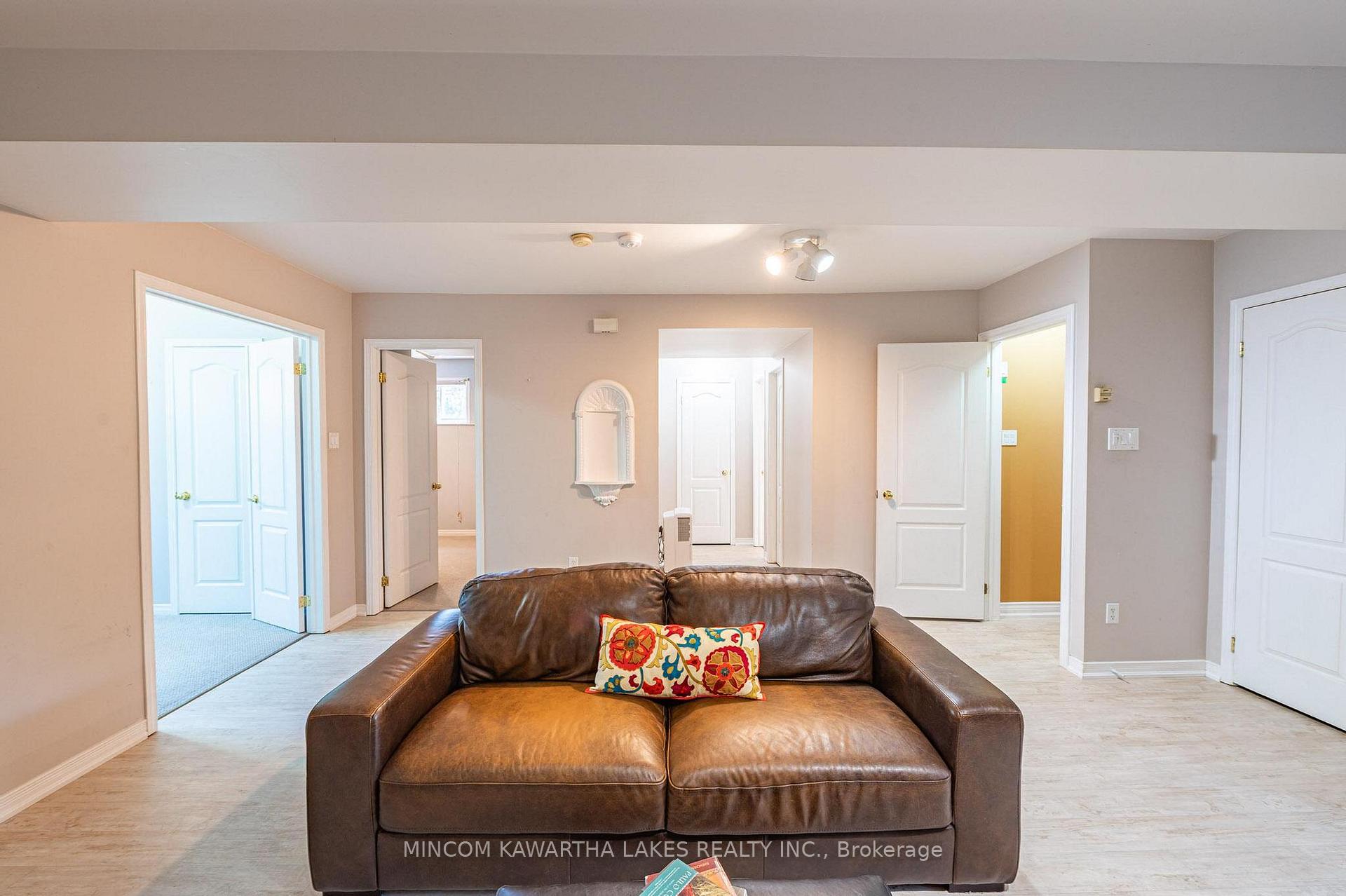 Photo 28 of 850 Hemlock Street, Peterborough, Northcrest Ward 5 — HOMEH