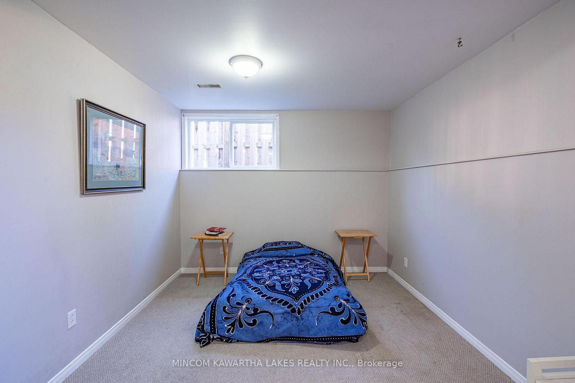 Photo 29 of 850 Hemlock Street, Peterborough, Northcrest Ward 5 — HOMEH