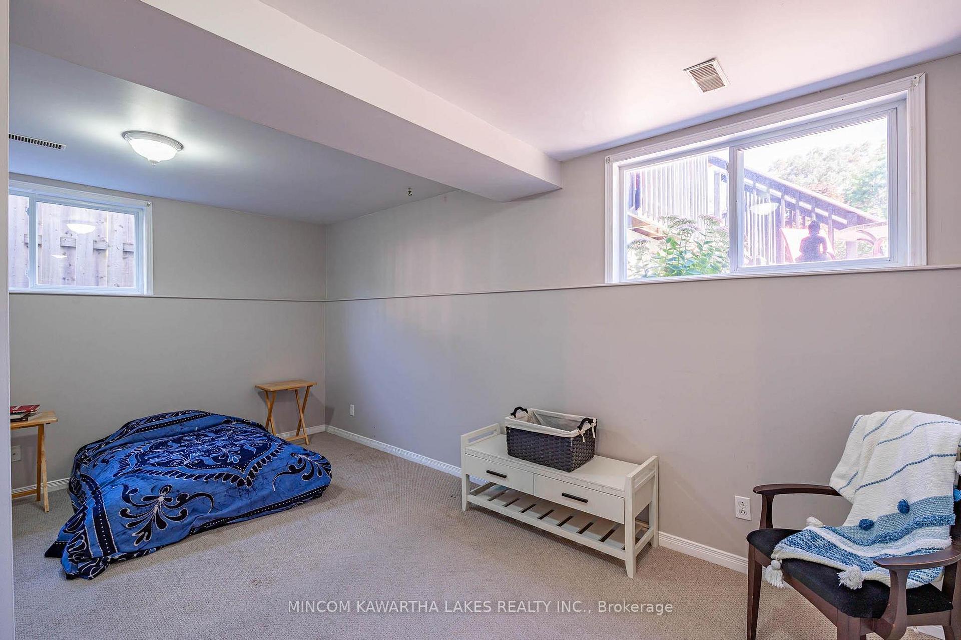 Photo 31 of 850 Hemlock Street, Peterborough, Northcrest Ward 5 — HOMEH