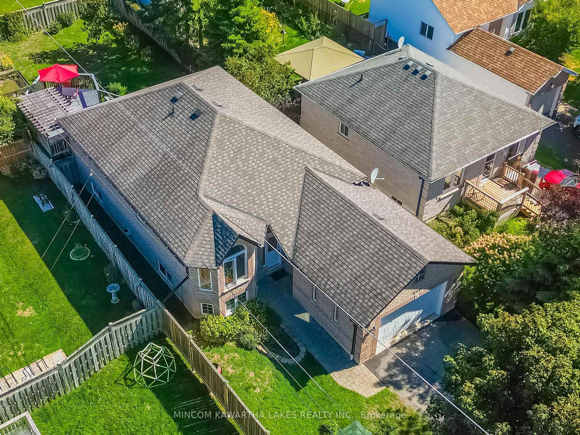 Photo 37 of 850 Hemlock Street, Peterborough, Northcrest Ward 5 — HOMEH