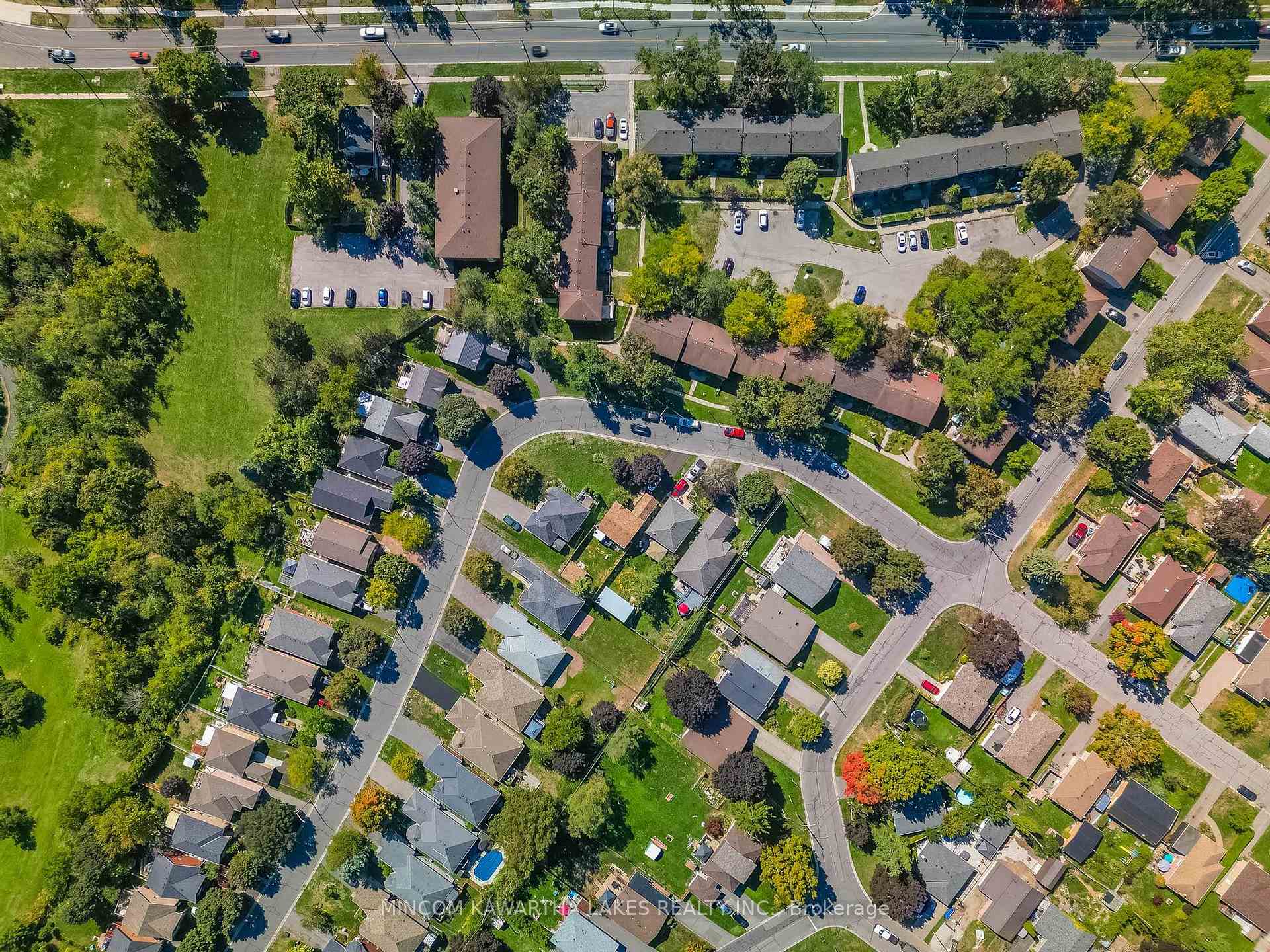 Photo 40 of 850 Hemlock Street, Peterborough, Northcrest Ward 5 — HOMEH