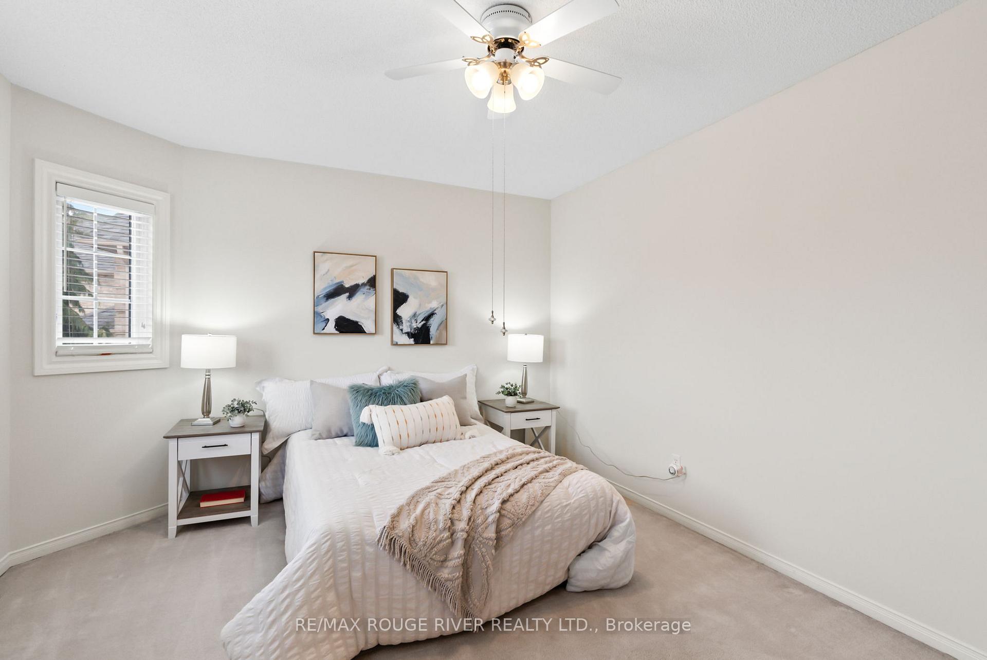 Photo 31 of 22 Valleywood Drive, Whitby, Williamsburg — HOMEH