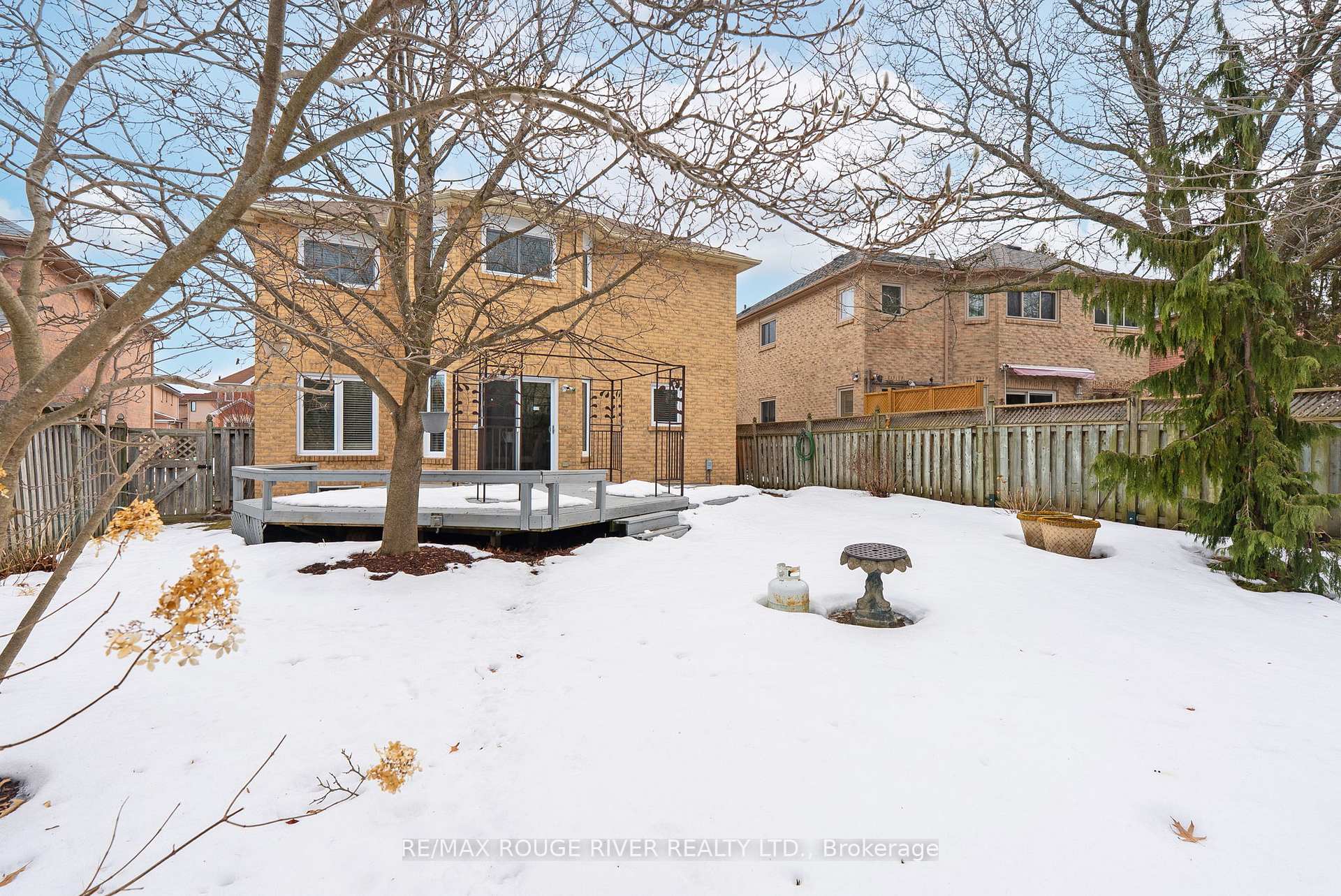 Photo 42 of 22 Valleywood Drive, Whitby, Williamsburg — HOMEH