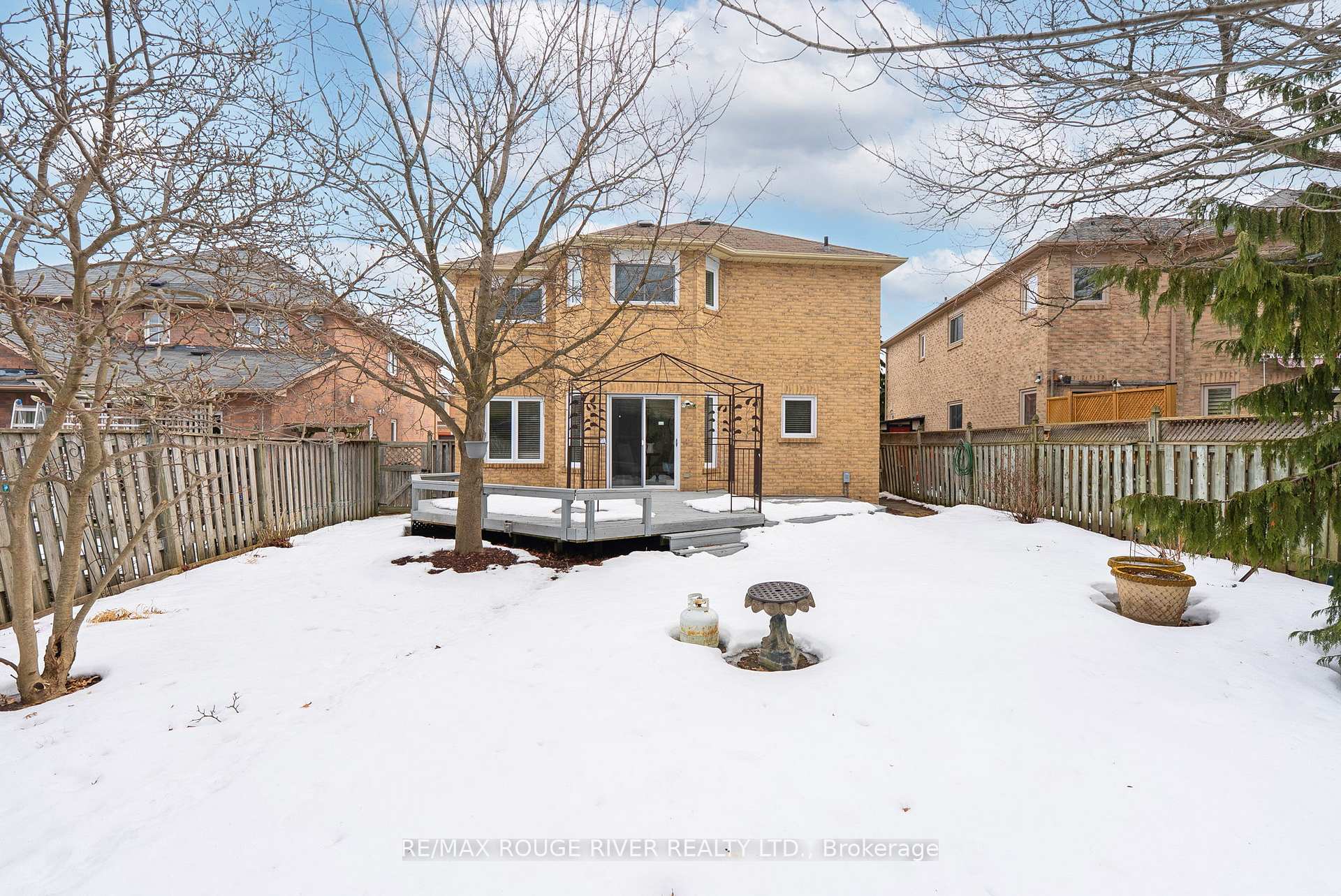Photo 43 of 22 Valleywood Drive, Whitby, Williamsburg — HOMEH