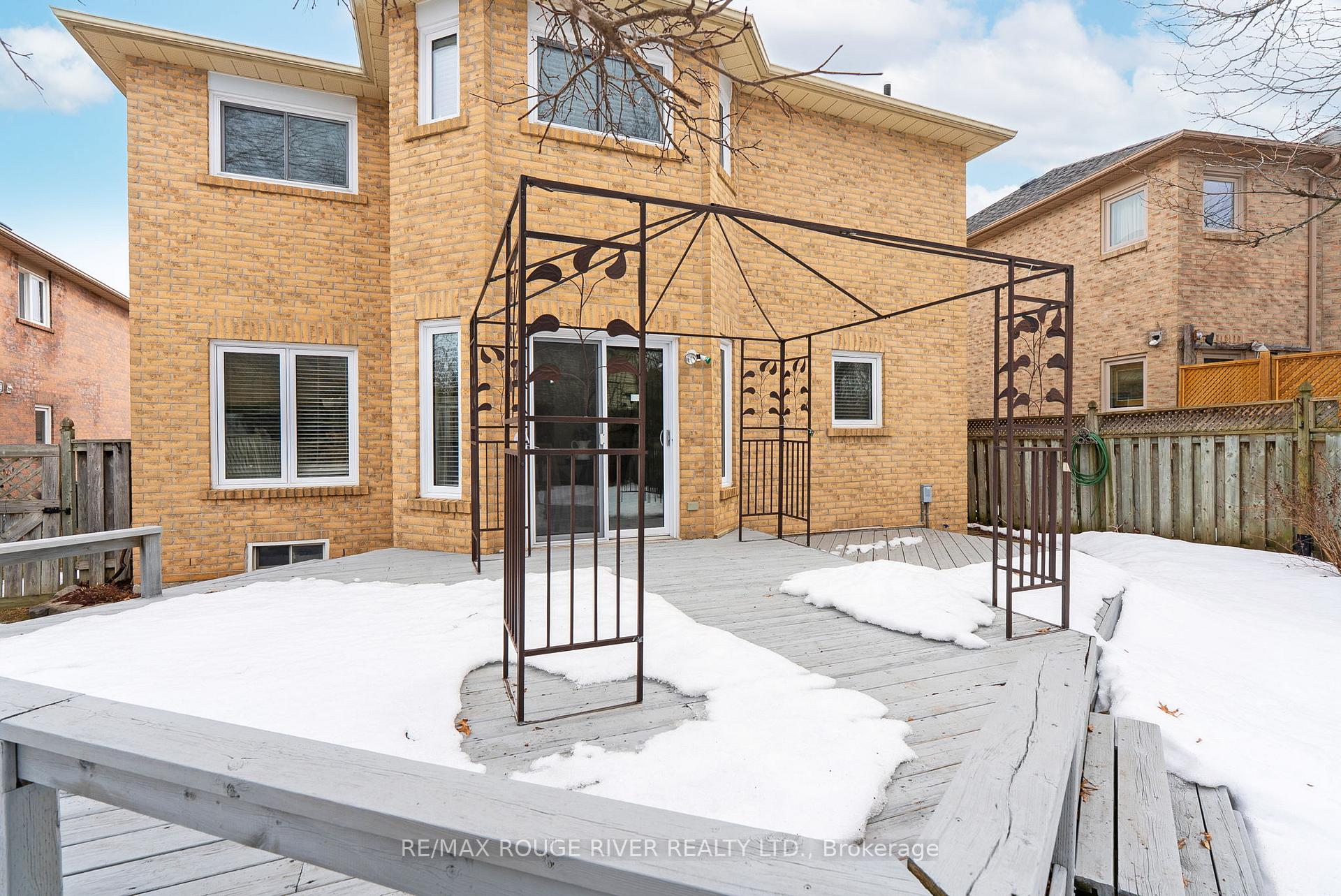 Photo 45 of 22 Valleywood Drive, Whitby, Williamsburg — HOMEH