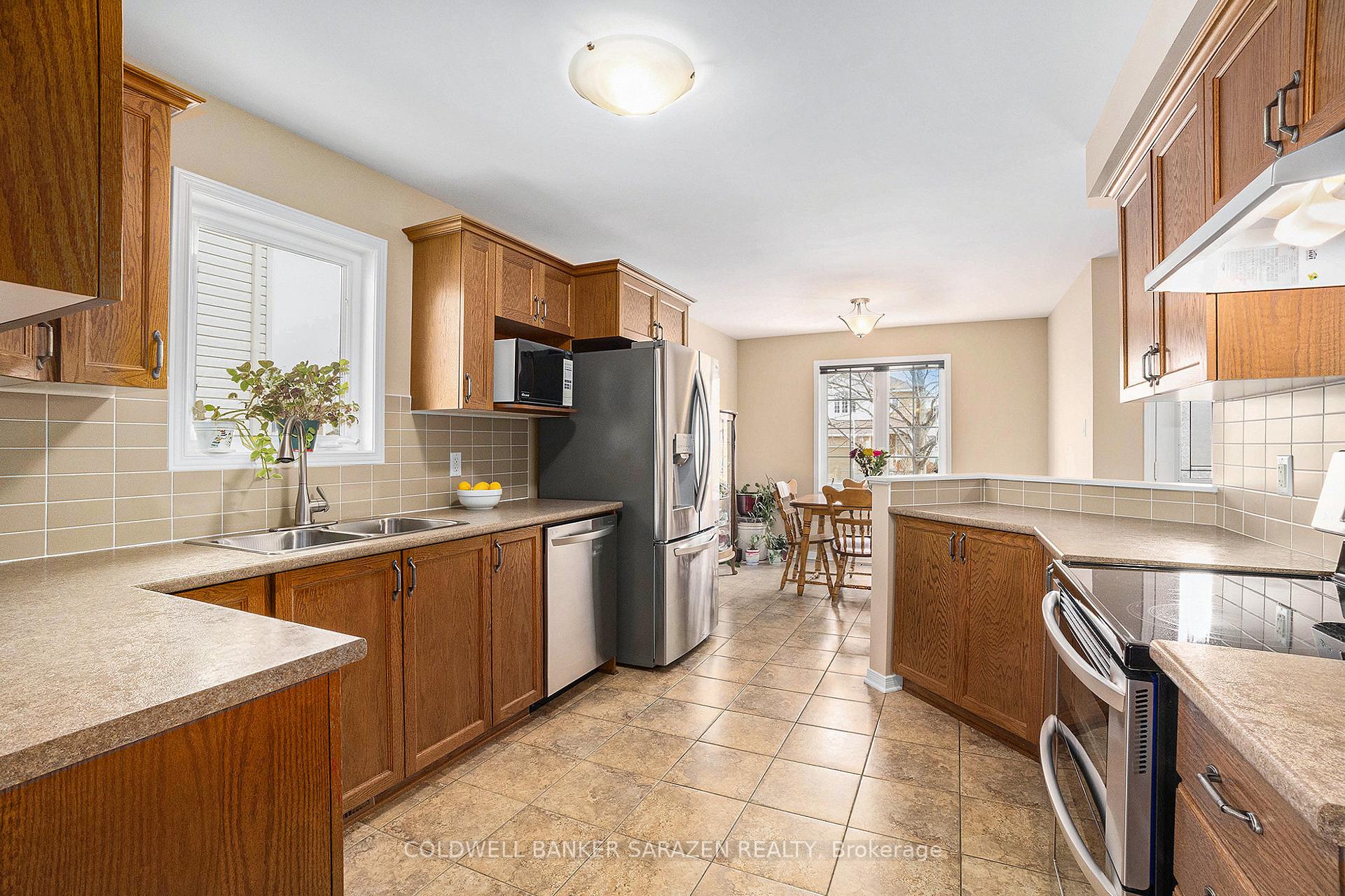 Photo 5 of 25 Moe Robillard Street, Arnprior — HOMEH