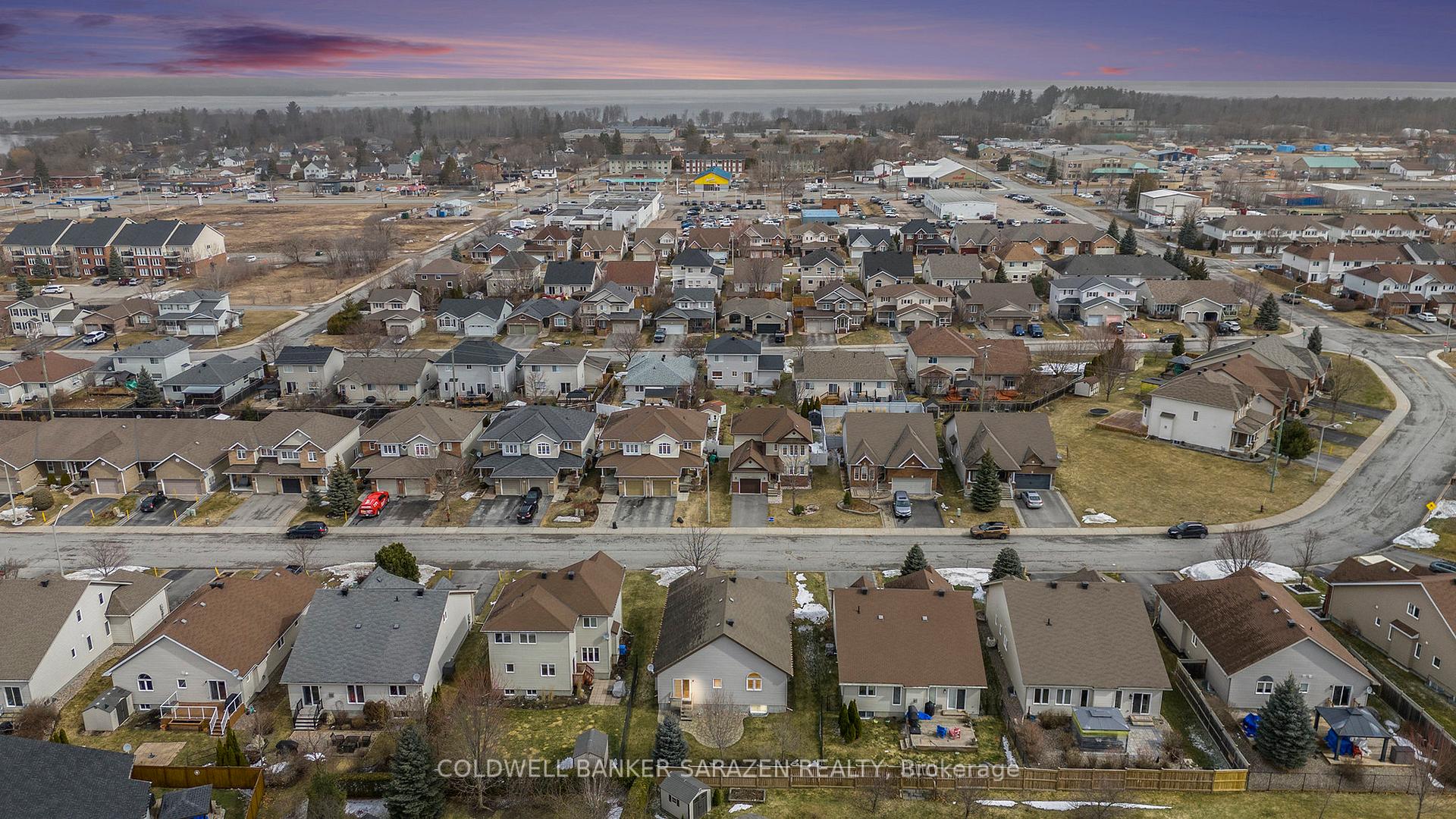 Photo 31 of 25 Moe Robillard Street, Arnprior — HOMEH