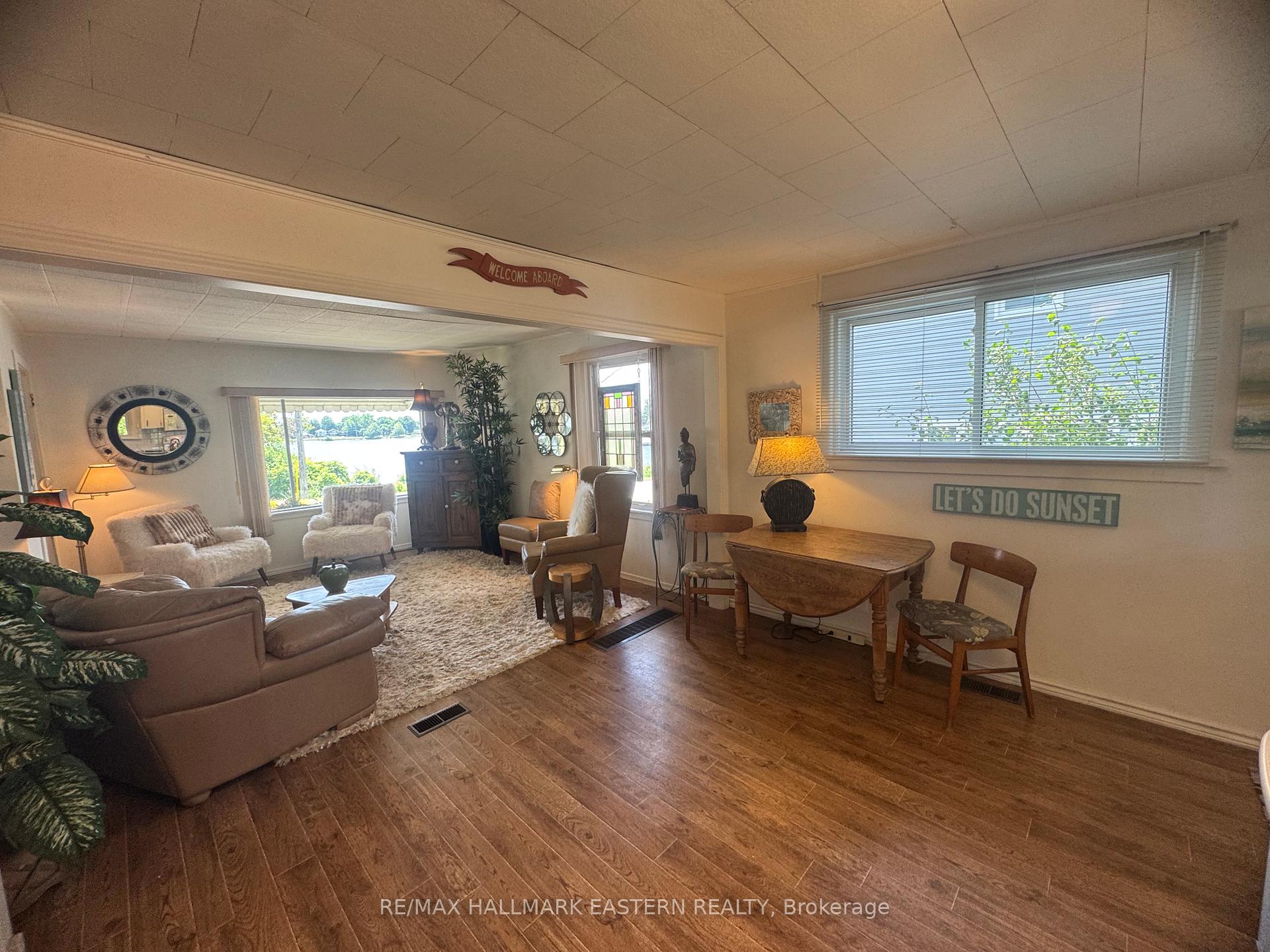 Photo 14 of 63 Edgewater Boulevard, Peterborough, Ashburnham Ward 4 — HOMEH